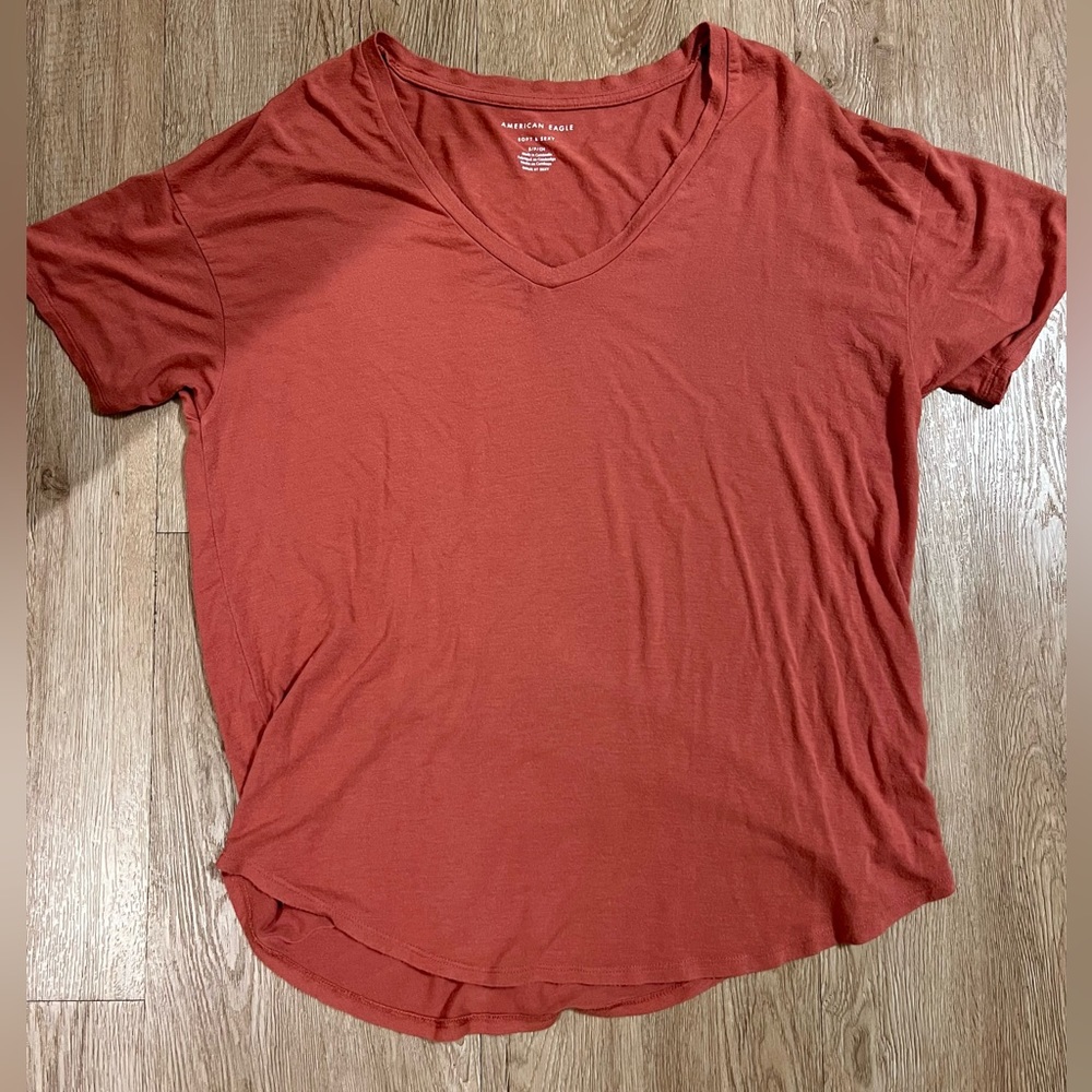 American Eagle Soft & Sexy Tee- Small